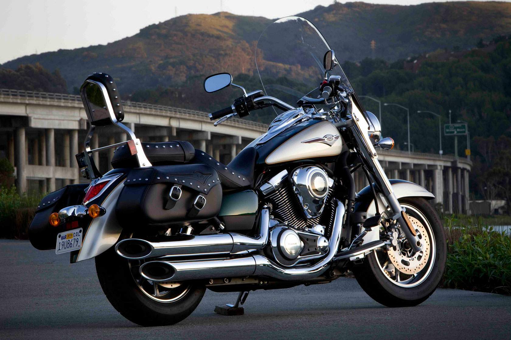 2012 kawasaki deals vulcan 1700 classic